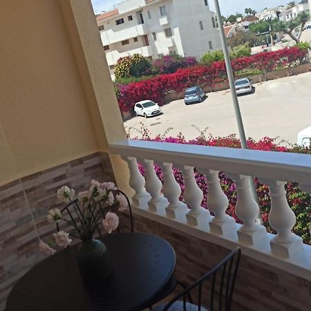 Torrevieja 2 Bedroom Holiday Apartment Eksteriør bilde
