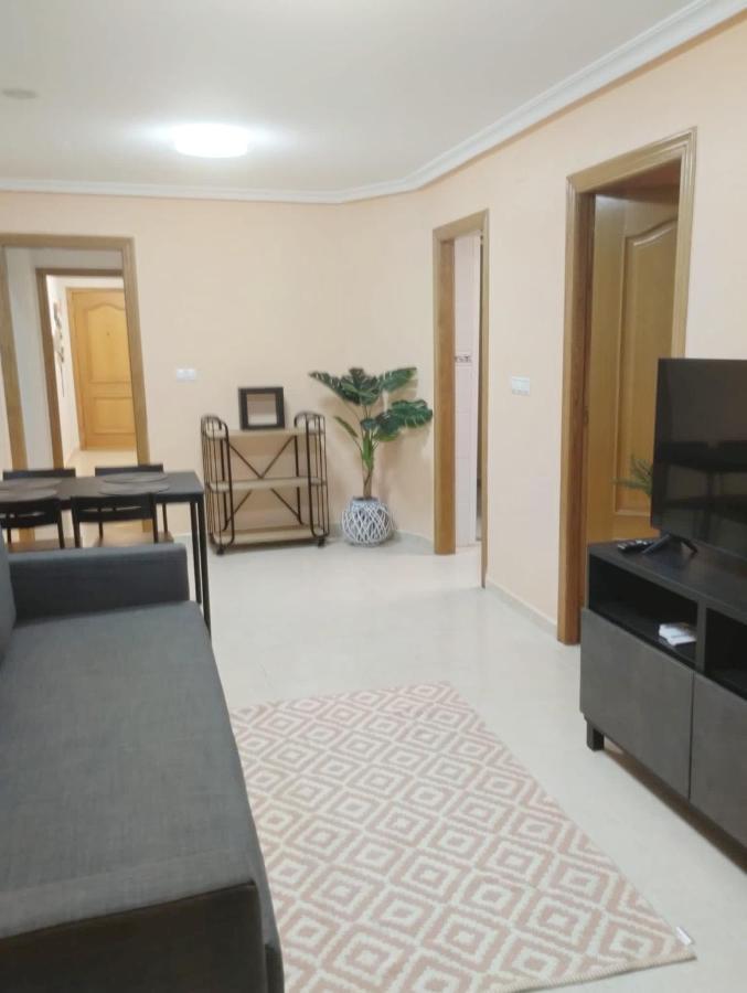 Torrevieja 2 Bedroom Holiday Apartment Eksteriør bilde