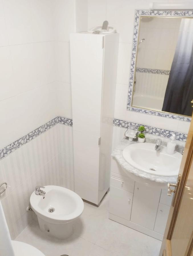 Torrevieja 2 Bedroom Holiday Apartment Eksteriør bilde