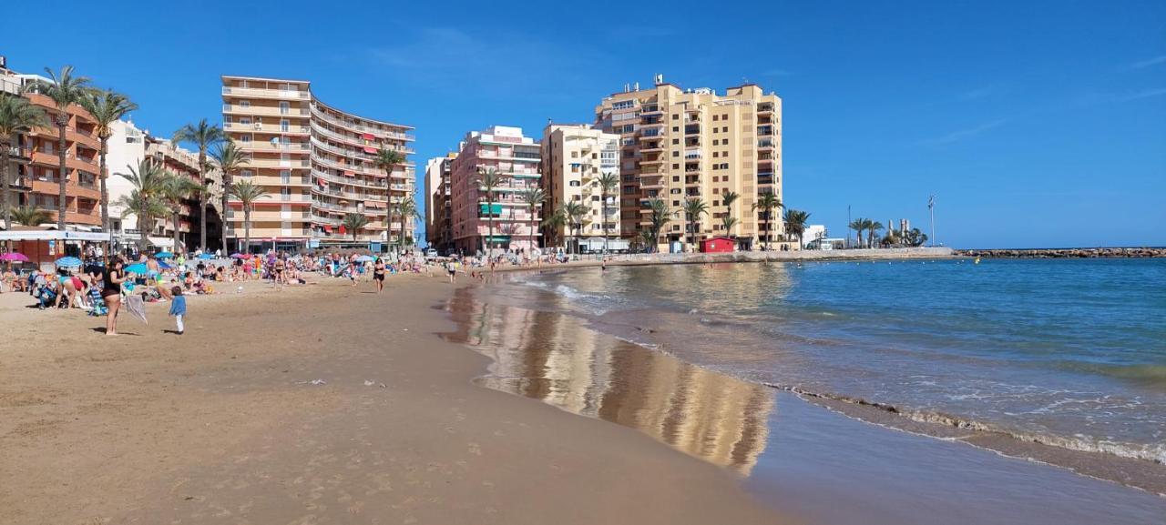 Torrevieja 2 Bedroom Holiday Apartment Eksteriør bilde